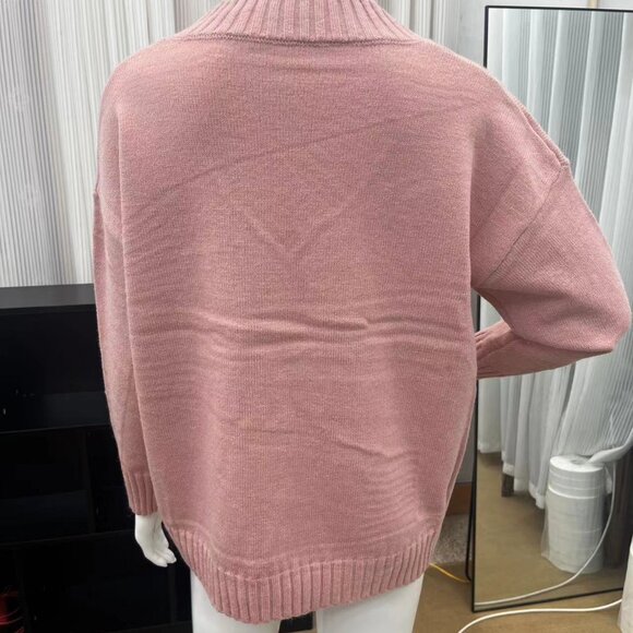 Blush Pink Loose Fit V-Neck Sweater - Size S Soft Winter Knit - Picture 3 of 3